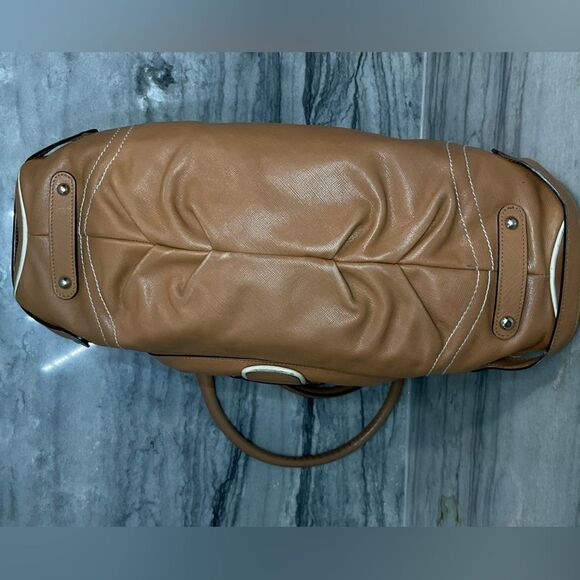 Salvatore Ferragamo Gancini with COA - Picture 4 of 11